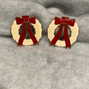 Christmas Wreath Vintage Red and Cream Enamel pierced Earrings EUC